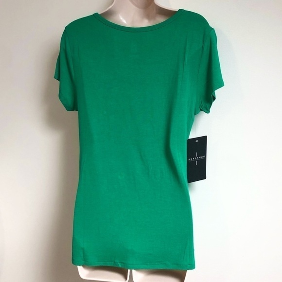 🆕 Boston Celtics NBA women’s v neck top - Picture 3 of 9